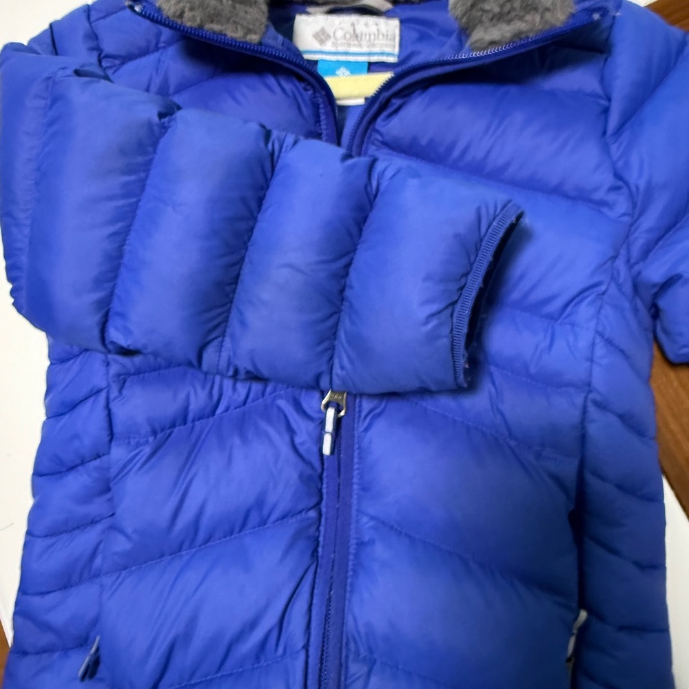 Columbia Kids Vibrant Blue Puffer Jacket